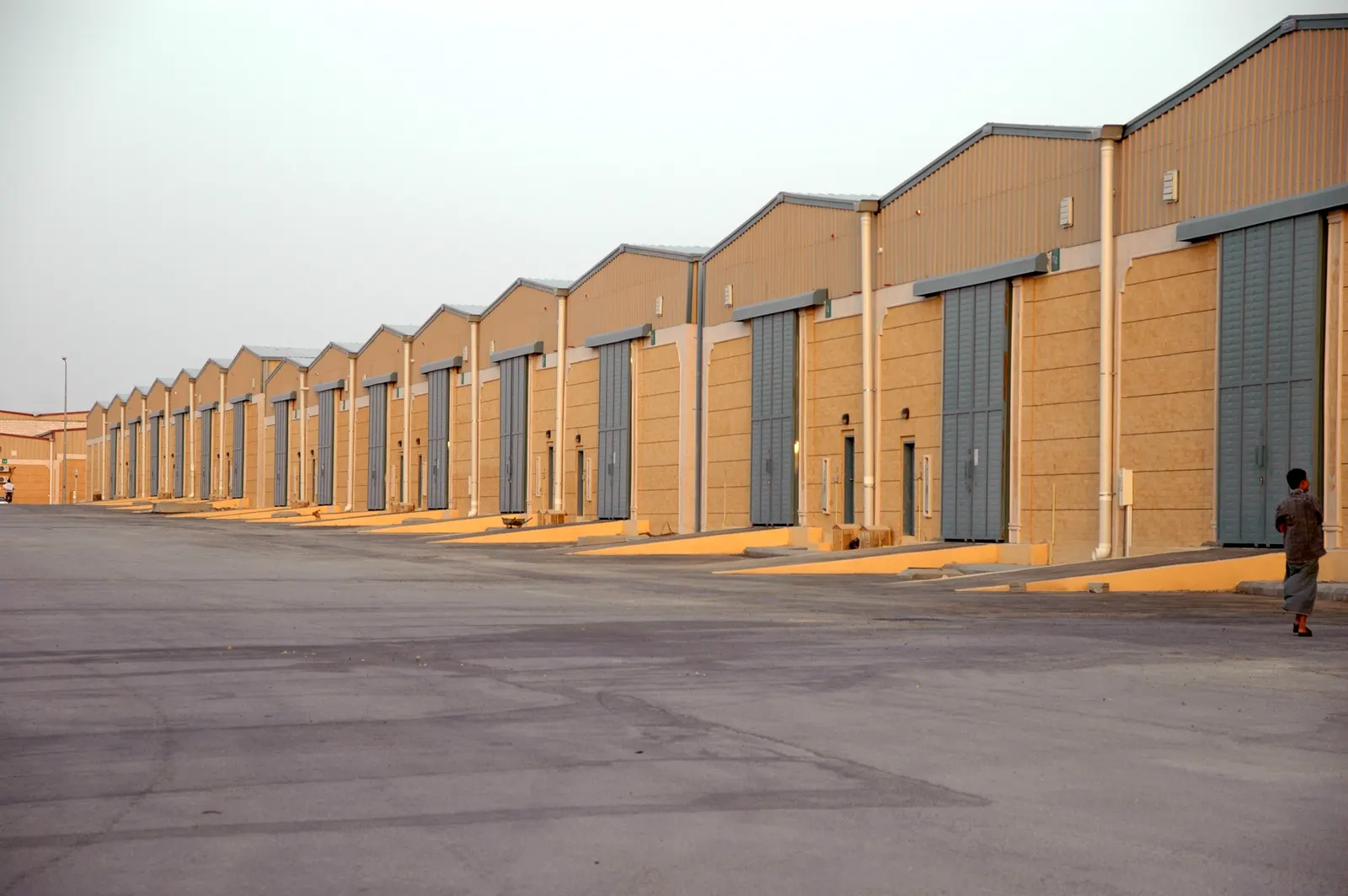 Pearl centre — the warehouse row